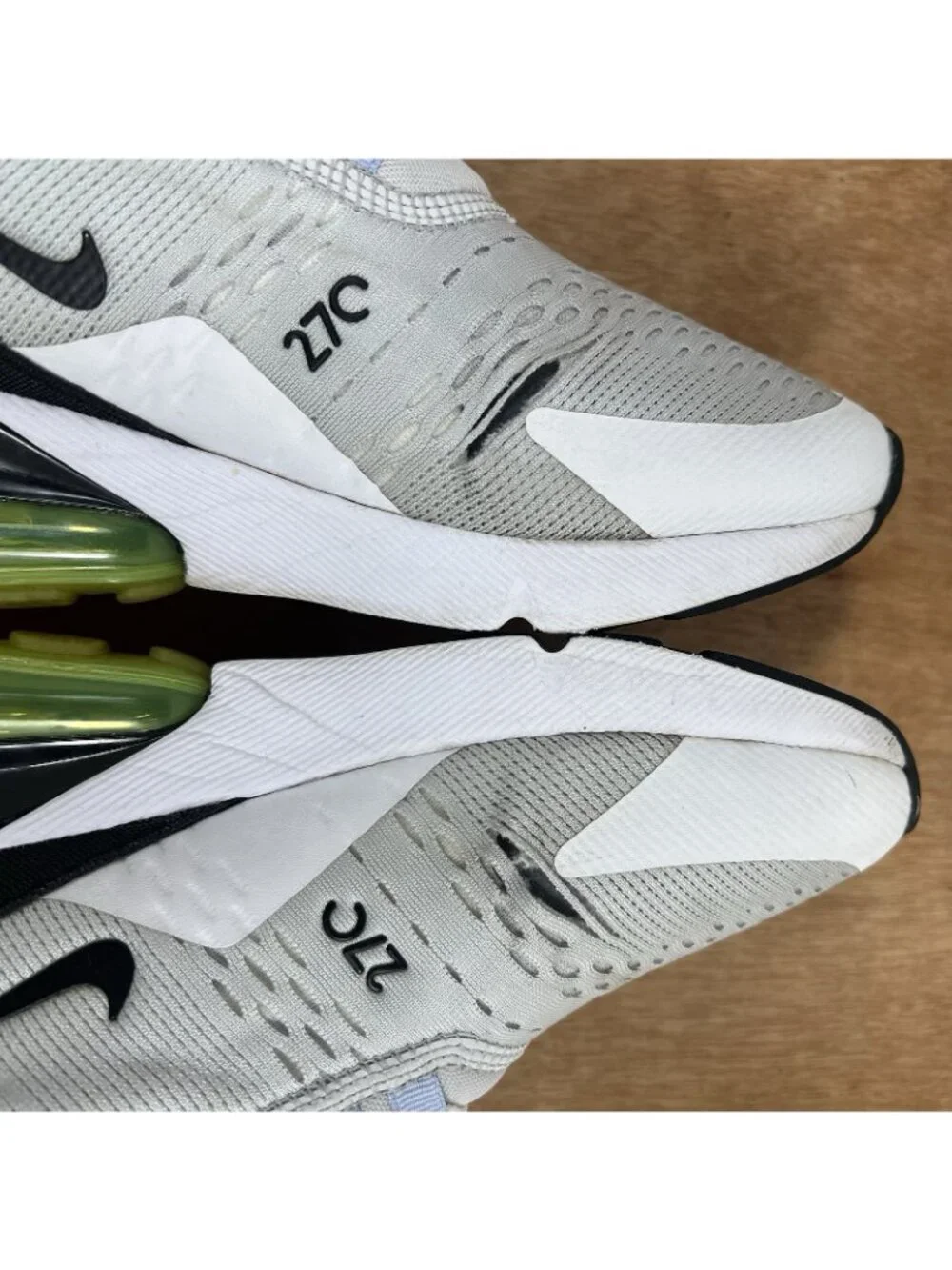 Nike Air Max 270 Women Size 8 Pure Platinum Black Volt FJ0734-043